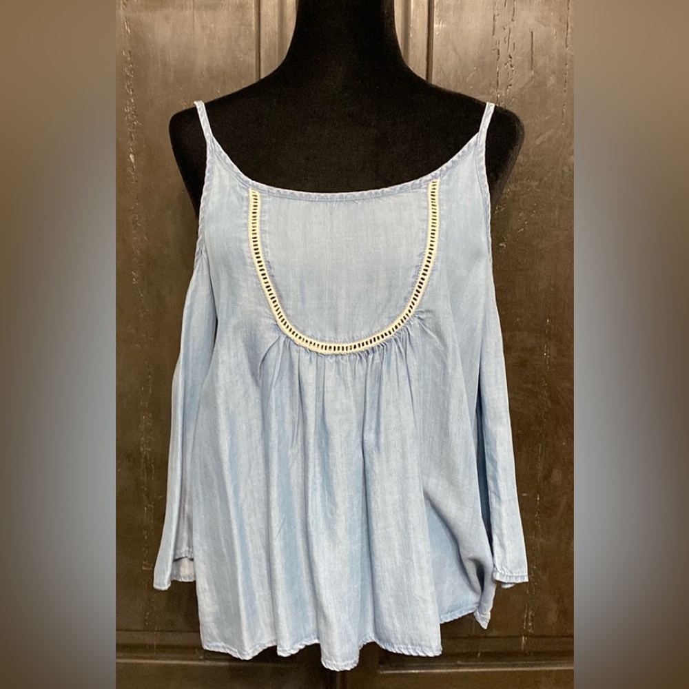 Cato Denim open shoulder 1/4 sleeves blouse-Size Medium
